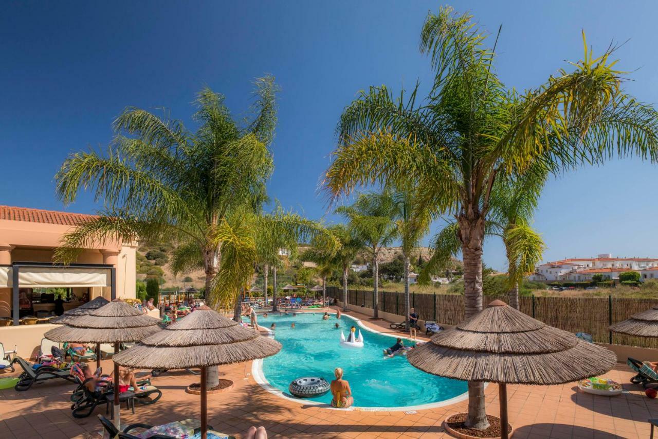 Luz Casas- Bayluz Apart,Pool,Beach, Tennis, Wifi,Aircon Exteriör bild